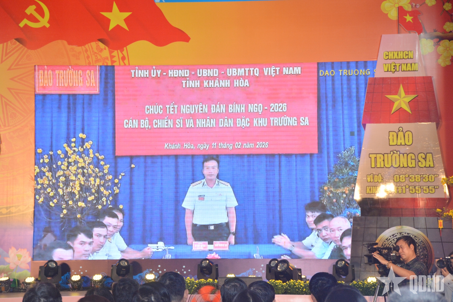 Cuộc gặp gỡ giữa đất liền và Trường Sa